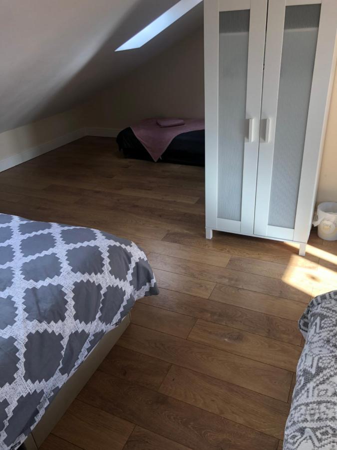 Big Room Rusholme With Tv And Private Bathroom-Parking&Wifi Manchester Buitenkant foto