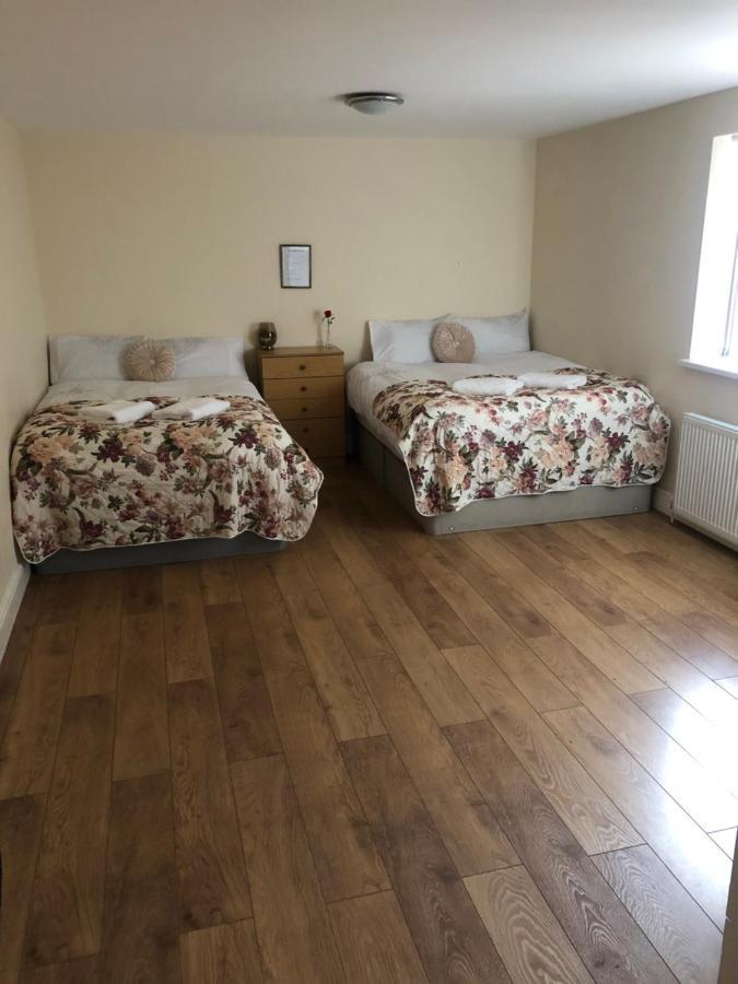 Big Room Rusholme With Tv And Private Bathroom-Parking&Wifi Manchester Buitenkant foto